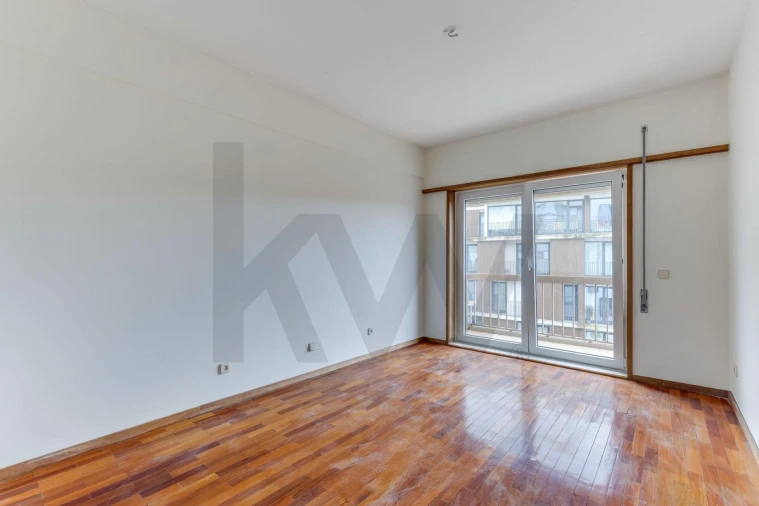 Apartamento T2 para Venda em Bonfim Foto 19