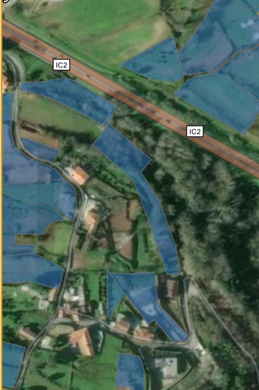 Terreno para Venda em O. Azeméis, Riba-Ul, Ul, Macinhata Seixa, Madail Foto 5