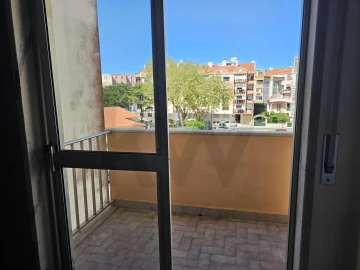 Apartamento T2 para Venda em Cacém e São Marcos