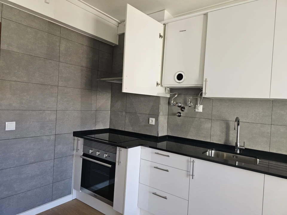 Apartamento T2 para Venda em Cacém e São Marcos Foto 3