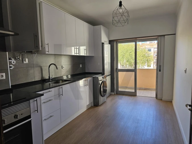 Apartamento T2 para Venda em Cacém e São Marcos