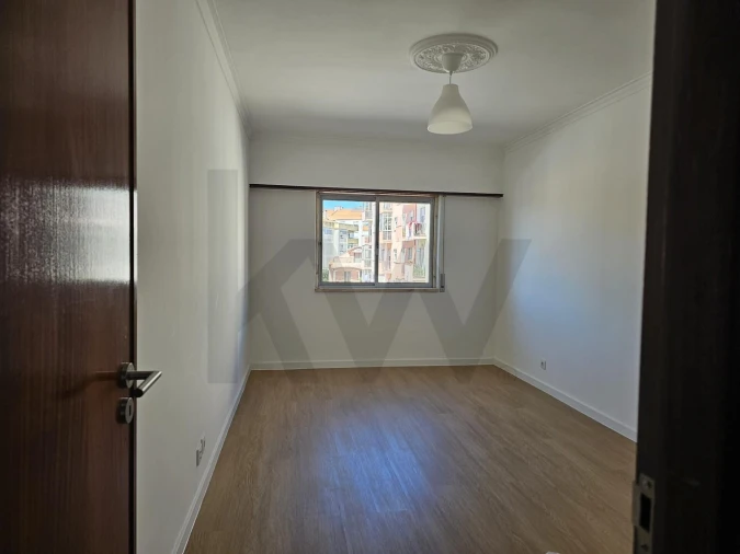 Apartamento T2 para Venda em Cacém e São Marcos Foto 10