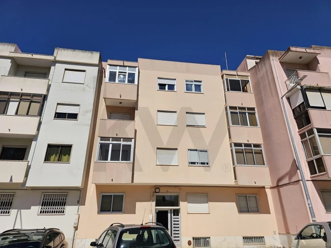 Apartamento T2 para Venda em Cacém e São Marcos Foto 18