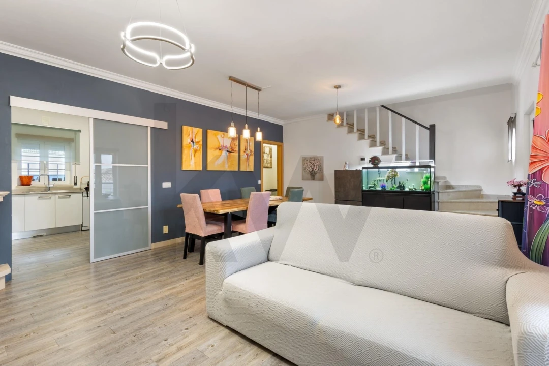 Moradia T4 para Venda em Carvalhal Foto 1