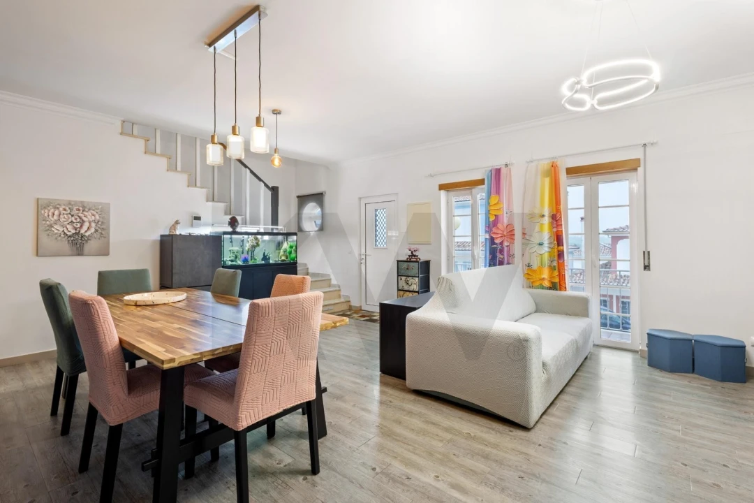 Moradia T4 para Venda em Carvalhal Foto 3