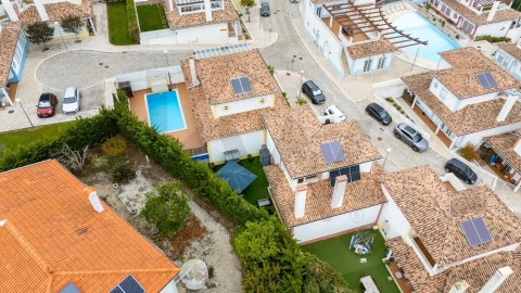 Moradia T4 para Venda em Carvalhal