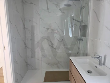 Moradia T4 para Venda em Alhos Vedros