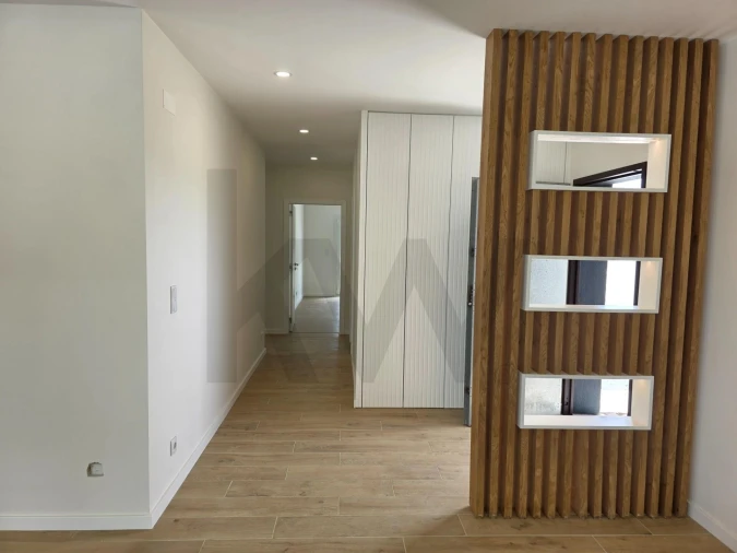 Moradia T4 para Venda em Alhos Vedros Foto 12