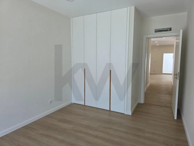 Moradia T4 para Venda em Alhos Vedros Foto 20