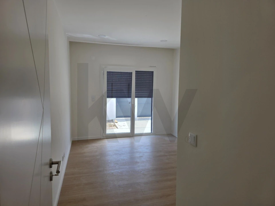 Moradia T4 para Venda em Alhos Vedros Foto 19