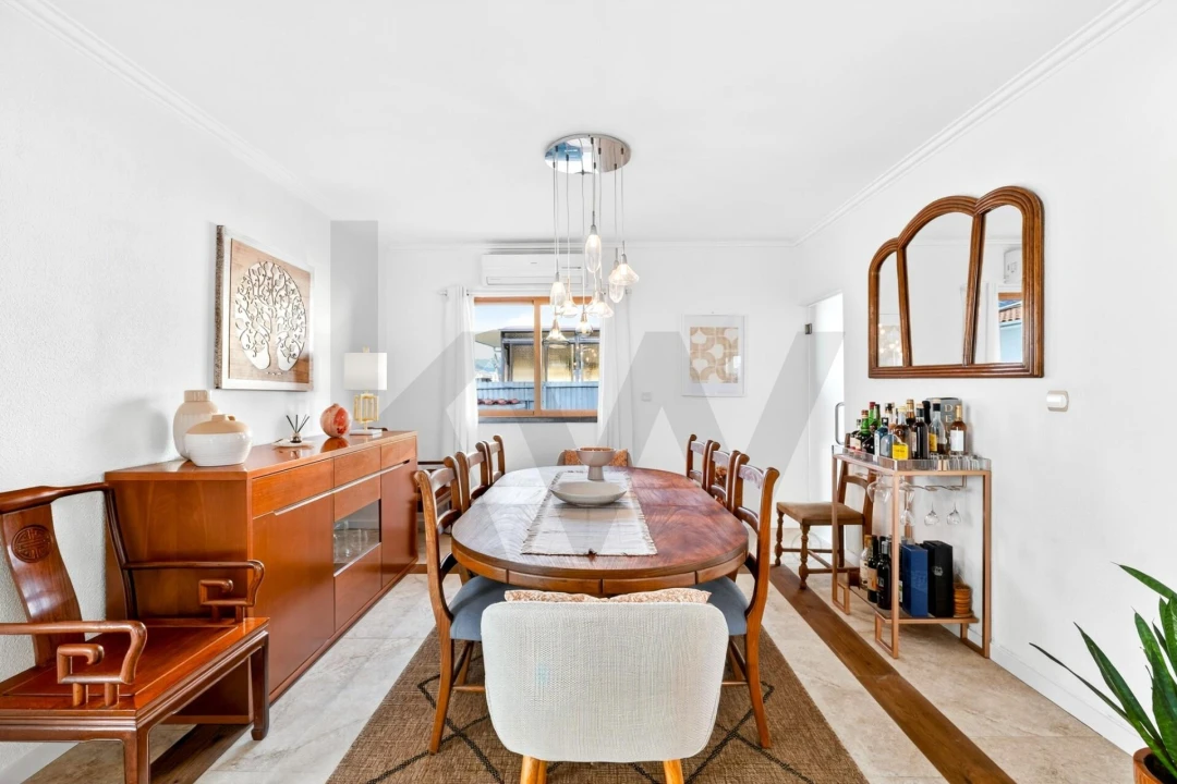 Moradia T4 para Venda em Alcabideche Foto 19