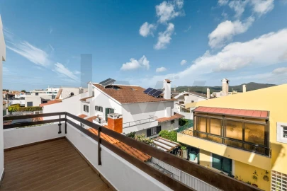 Moradia T4 para Venda em Alcabideche