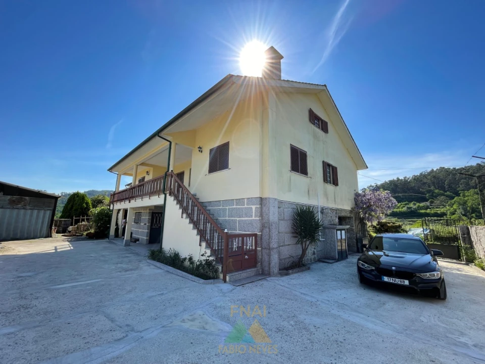 Moradia T6 para Venda em Prozelo Foto 1