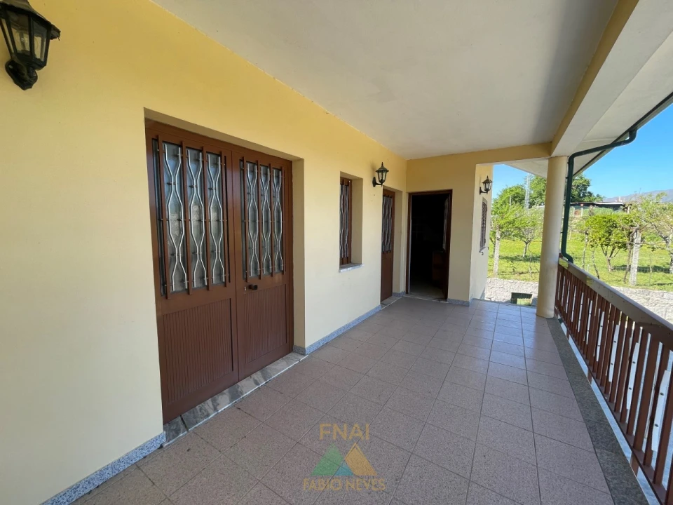 Moradia T6 para Venda em Prozelo Foto 16