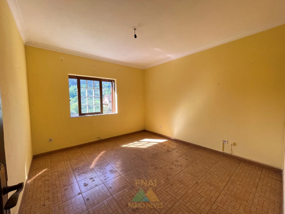 Moradia T6 para Venda em Prozelo Foto 28