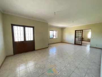 Moradia T6 para Venda em Prozelo