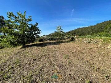Terreno para Venda em Ponte da Barca, V.N. Muía, Paço Vedro Magalhães