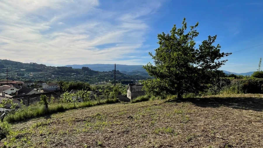 Terreno para Venda em Ponte da Barca, V.N. Muía, Paço Vedro Magalhães