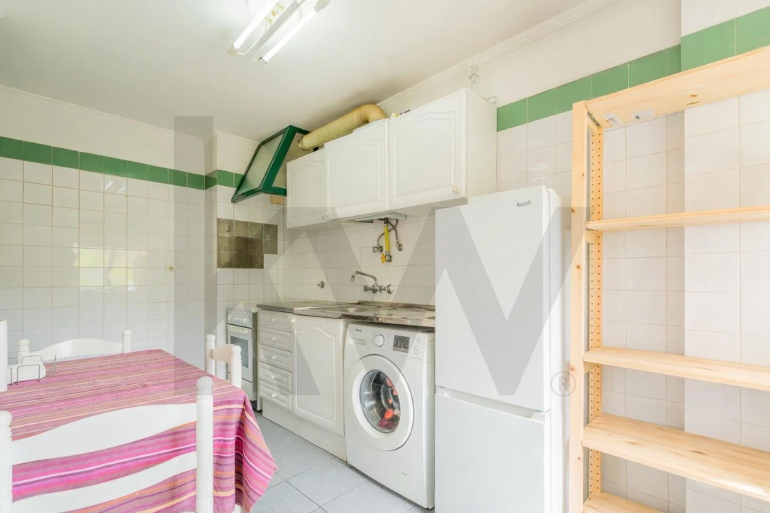 Apartamento T1 para Venda em Olivais Foto 8