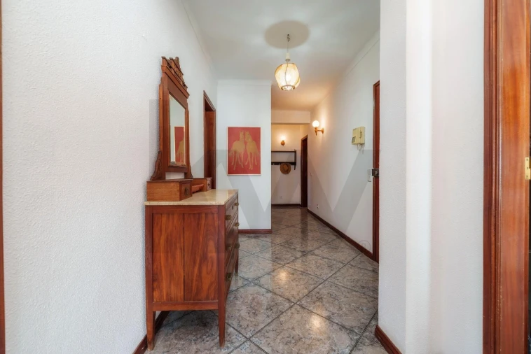 Apartamento T3 para Venda em Vila Real de Santo Antonio Foto 3