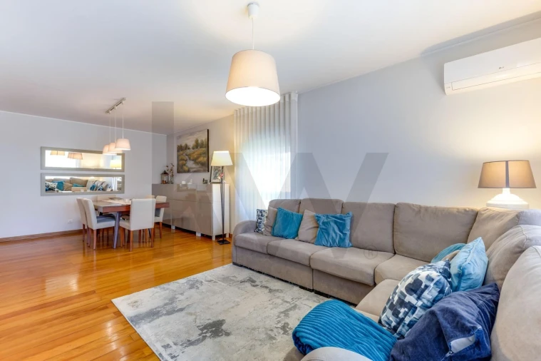 Apartamento T3 para Venda em Moreira Foto 12