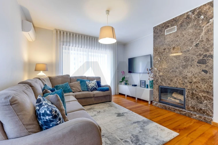 Apartamento T3 para Venda em Moreira Foto 11