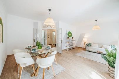 Moradia T3 para Venda em Oeiras e São Julião da Barra, Paço de Arcos e Caxias