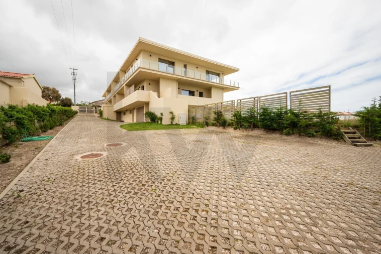 Apartamento T2 para Venda em Lourinhã e Atalaia Foto 43