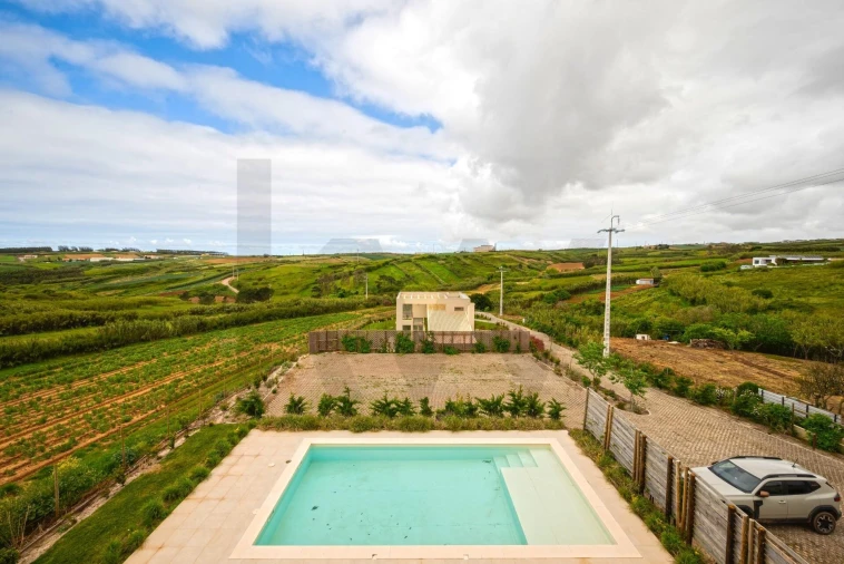 Apartamento T2 para Venda em Lourinhã e Atalaia Foto 46