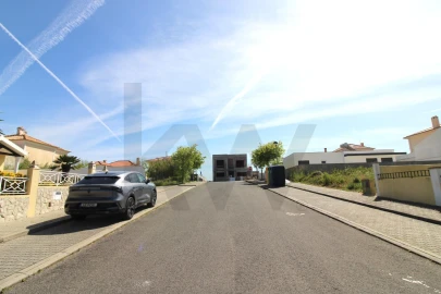 Terreno para Venda em São Pedro da Cadeira