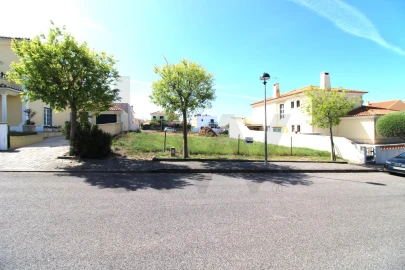 Terreno para Venda em São Pedro da Cadeira