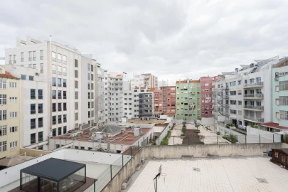 Apartamento T3 para Venda em Alvalade