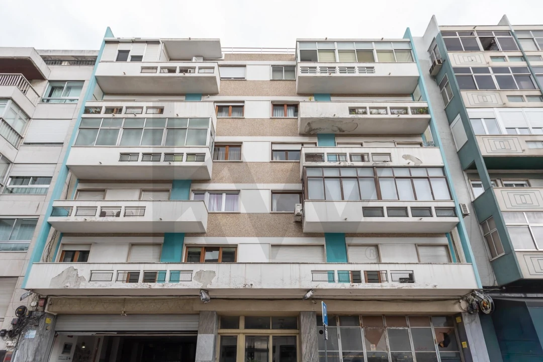 Apartamento T3 para Venda em Alvalade Foto 44