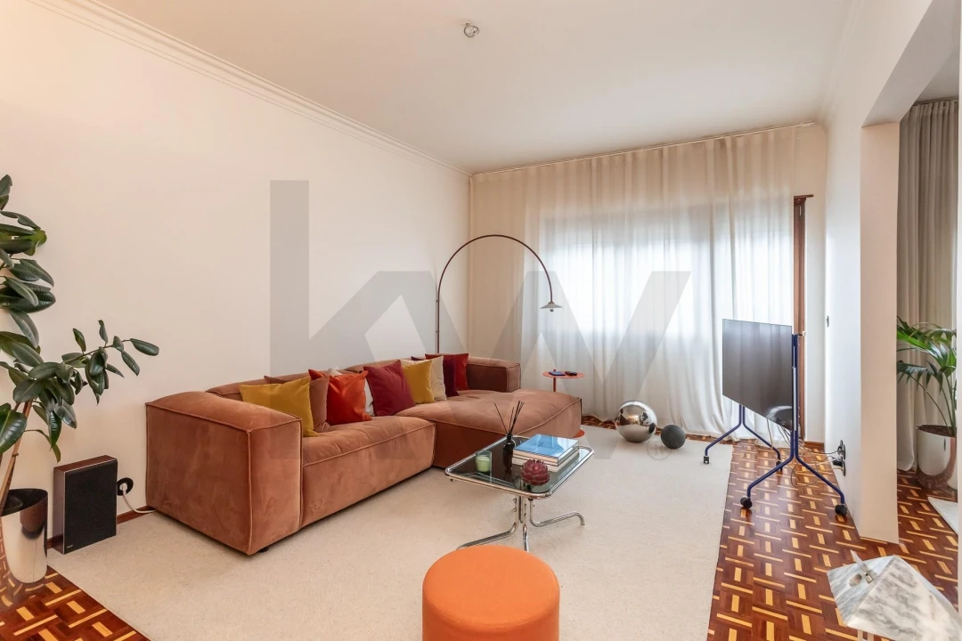 Apartamento T3 para Venda em Alvalade Foto 4
