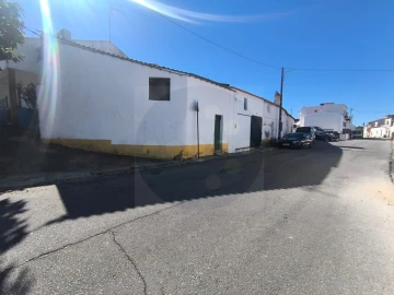 Armazém para Venda em Monte da Pedra