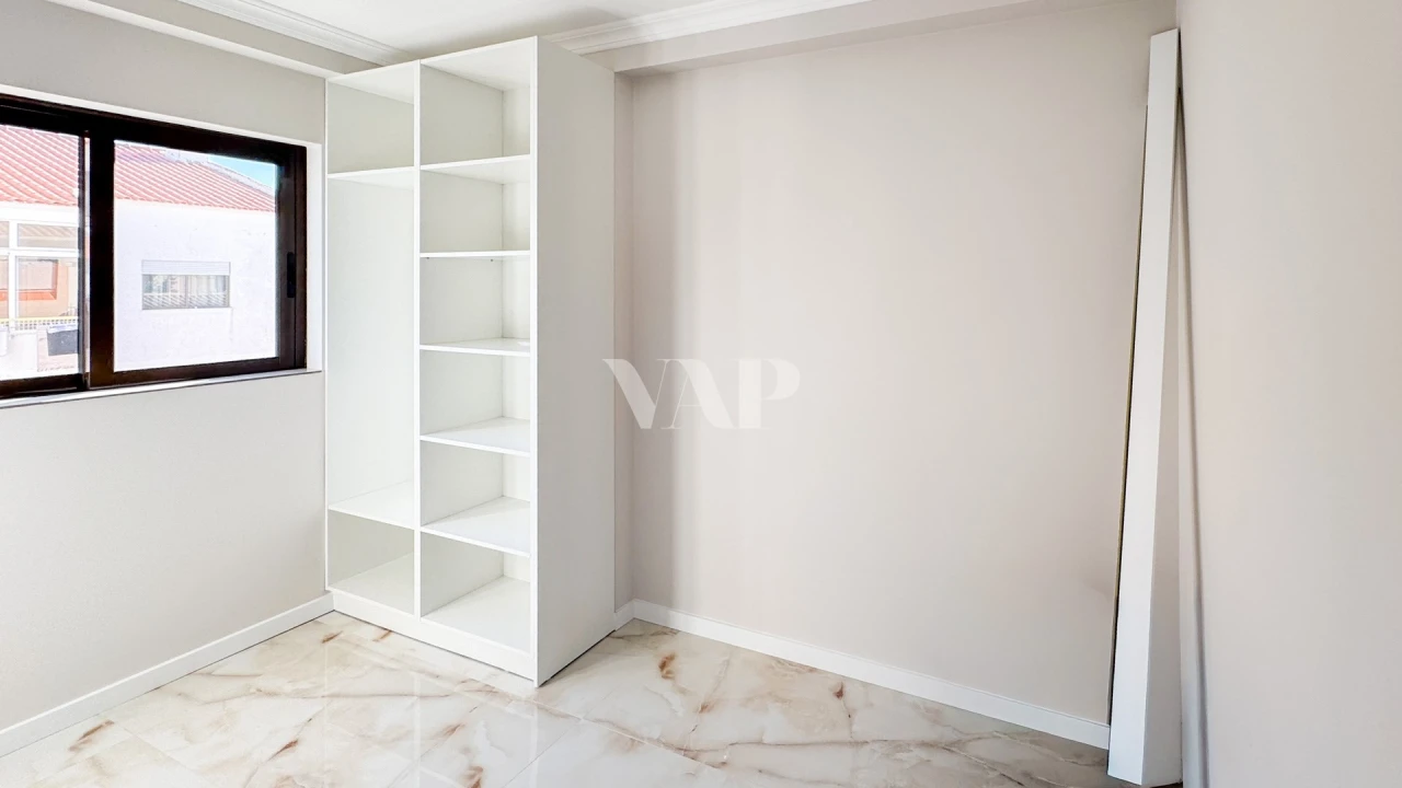 Apartamento T2 para Venda em Albufeira e Olhos de Água Foto 20