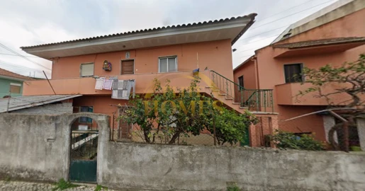 Moradia T4 para Venda em Odivelas