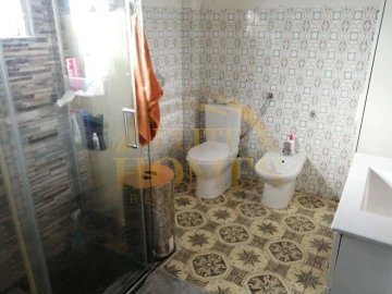 Moradia T4 para Venda em Odivelas