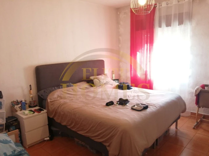 Moradia T4 para Venda em Odivelas Foto 7