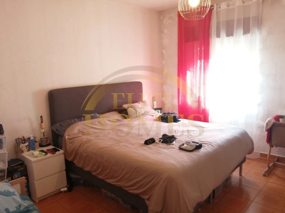 Moradia T4 para Venda em Odivelas Foto 7