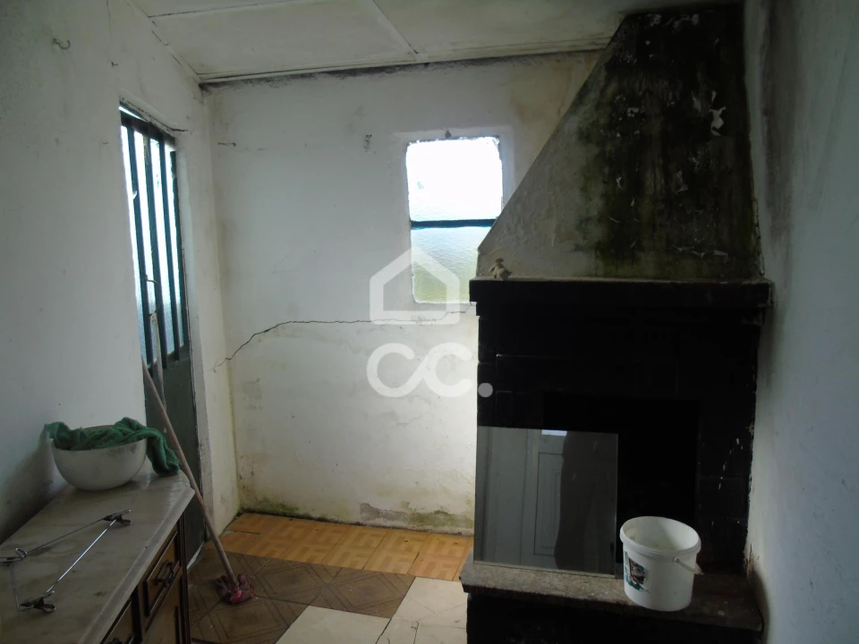 Moradia T2 para Venda em Selho (São Jorge) Foto 19