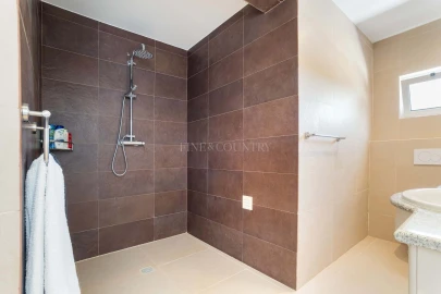 Moradia T4 para Venda em Tavira (Santa Maria e Santiago)