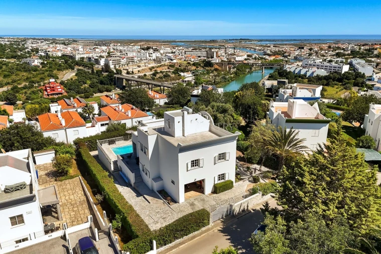 Moradia T4 para Venda em Tavira (Santa Maria e Santiago) Foto 19