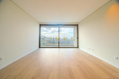 Apartamento T3 para Venda em Estreito de Camara de Lobos