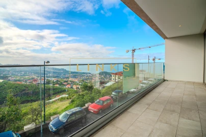 Apartamento T3 para Venda em Estreito de Camara de Lobos