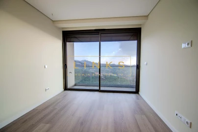 Apartamento T3 para Venda em Estreito de Camara de Lobos