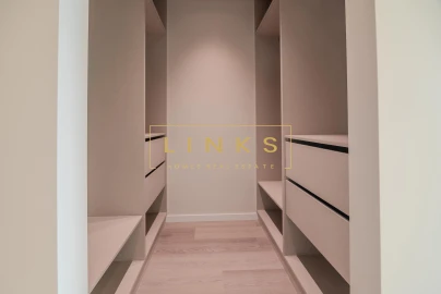 Apartamento T3 para Venda em Estreito de Camara de Lobos