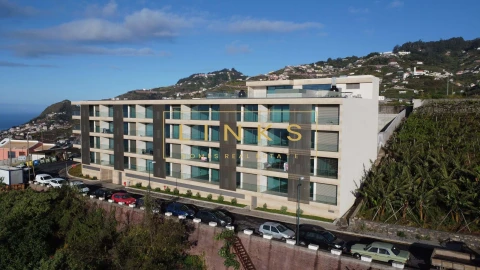 Apartamento T3 para Venda em Estreito de Camara de Lobos