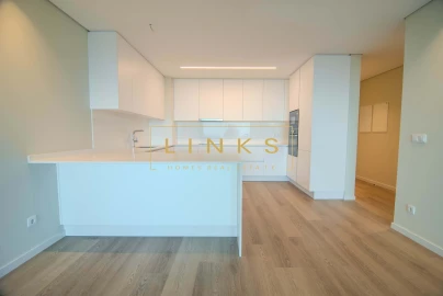 Apartamento T3 para Venda em Estreito de Camara de Lobos