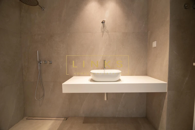 Apartamento T3 para Venda em Estreito de Camara de Lobos Foto 19